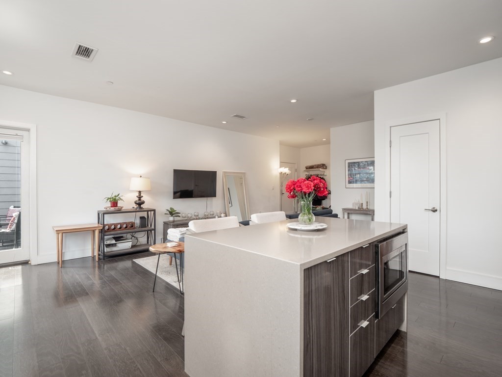 2 West Sixth Street, Unit 306 Boston, MA 02127 - Photo 14 of 40