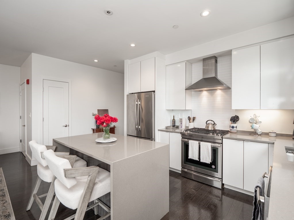 2 West Sixth Street, Unit 306 Boston, MA 02127 - Photo 16 of 40