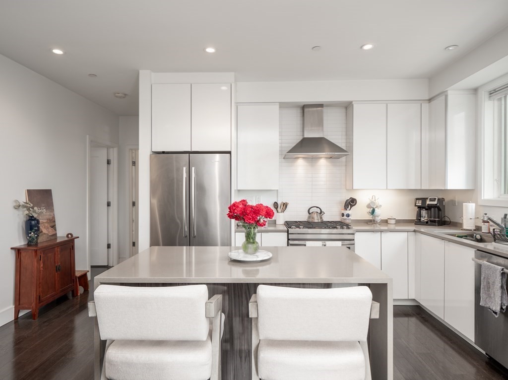 2 West Sixth Street, Unit 306 Boston, MA 02127 - Photo 17 of 40