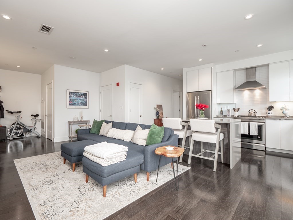 2 West Sixth Street, Unit 306 Boston, MA 02127 - Photo 19 of 40