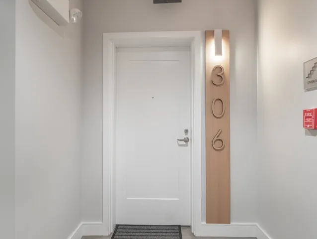 $4,500 | 2 West Sixth Street, Unit 306, Boston, MA 02127