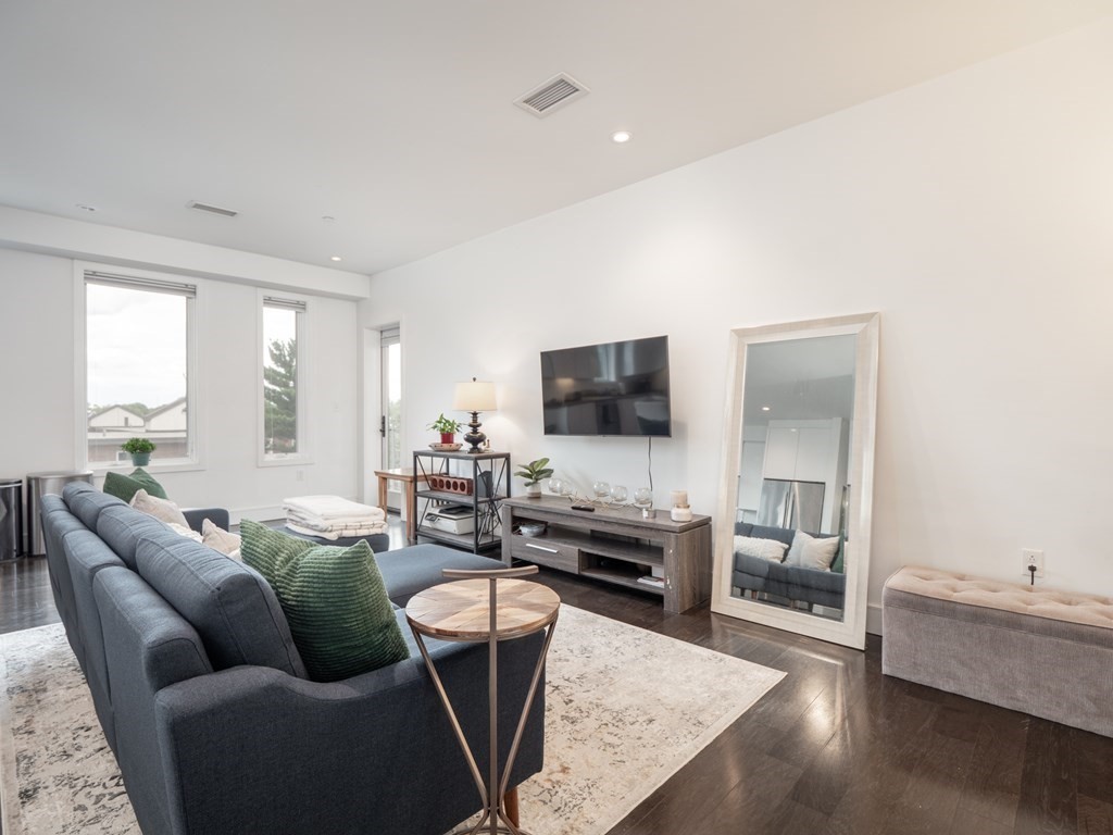 2 West Sixth Street, Unit 306 Boston, MA 02127 - Photo 21 of 40