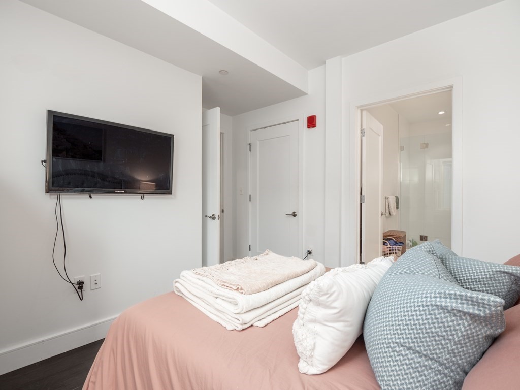 2 West Sixth Street, Unit 306 Boston, MA 02127 - Photo 29 of 40