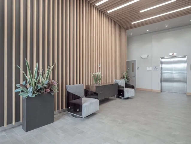 $4,500 | 2 West Sixth Street, Unit 306, Boston, MA 02127