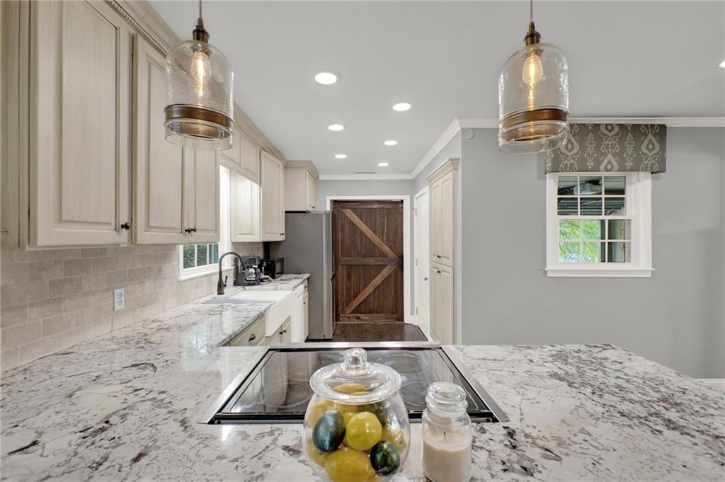 102 Ivy Lane Calhoun, GA 30701 - Photo 15 of 30