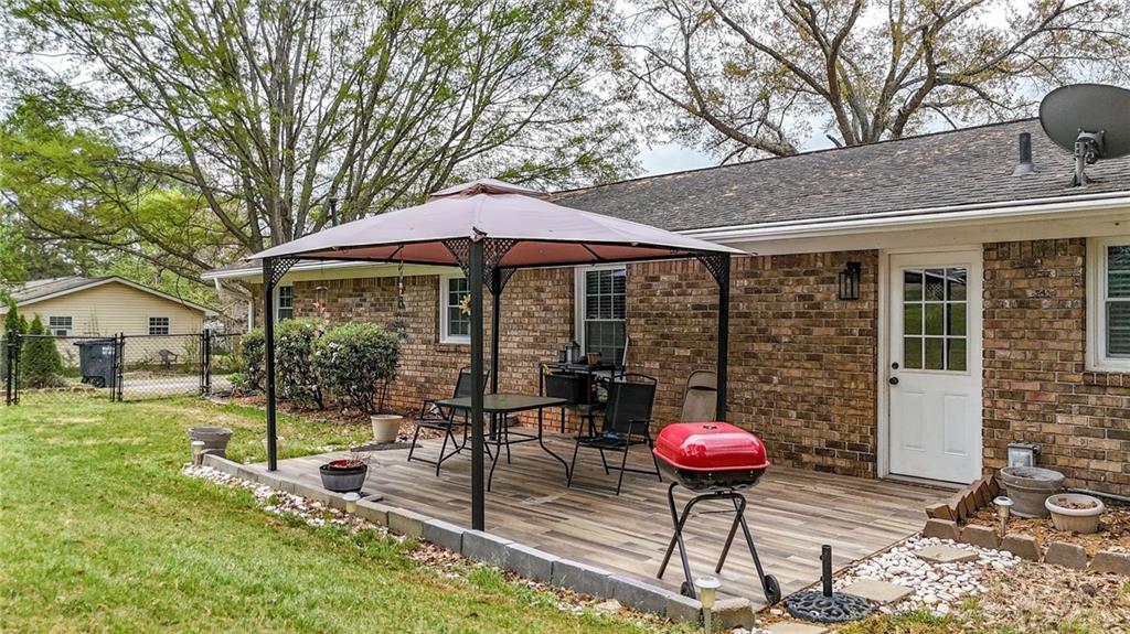 102 Ivy Lane Calhoun, GA 30701 - Photo 7 of 30