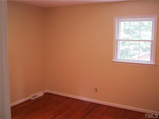 1601 Fountain Ridge Road Chapel Hill, NC 27517 - Photo 14 of 17