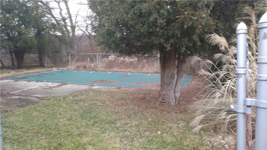 752 Callery Road Evans City, PA 16033 - Photo 15 of 15 Gallery Image 15