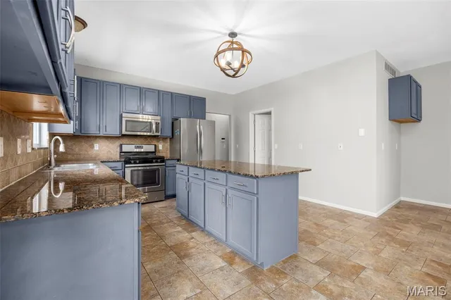 $575,000 | 3509 Sutton Drive, St. Charles, MO 63301