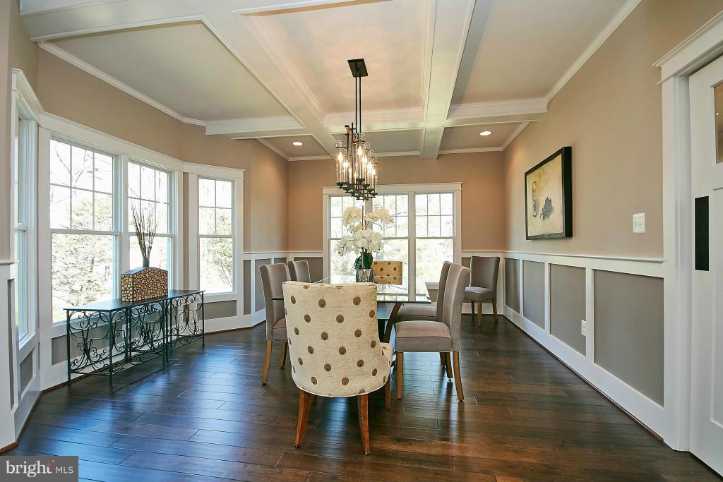 1871 Beulah Road Vienna, VA 22182 - Photo 5 of 30 a living room with furniture and wooden floor