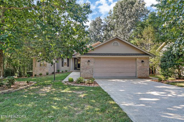 $395,000 | 110 Lynhurst Drive, Crossville, TN 38558