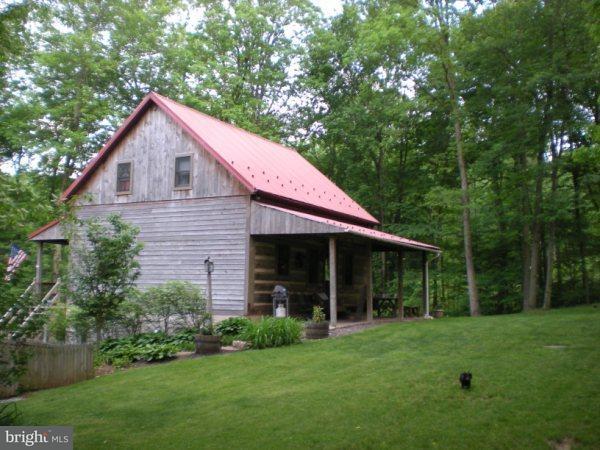 389 Michters Road Newmanstown, PA 17073 - Photo 2 of 18 Gallery Image 2
