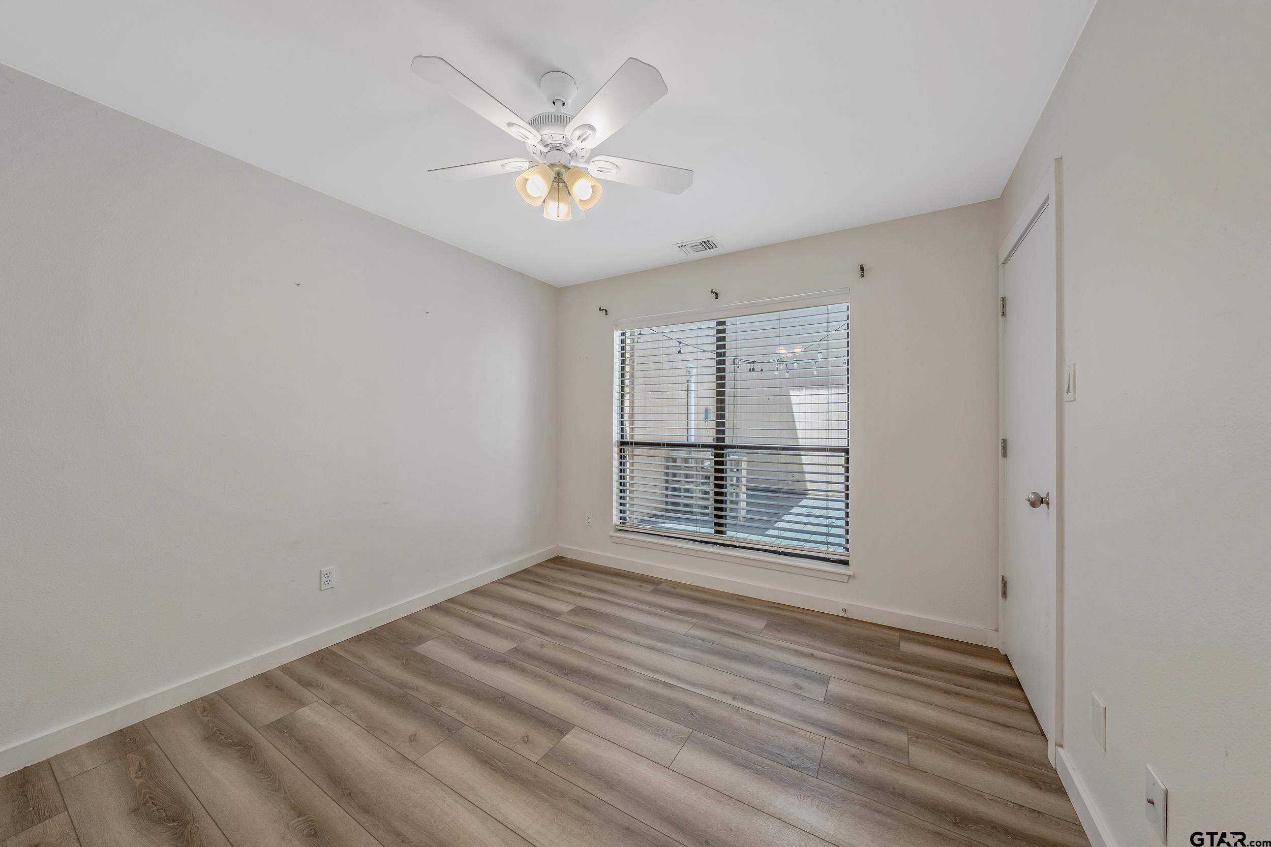 607 Northgate Road Hideaway, TX 75771 - Photo 14 of 35