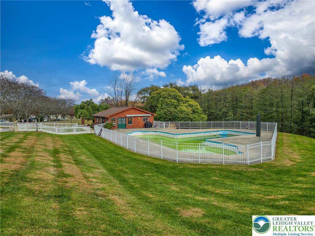 204 Molly Pitcher Road Mount Bethel, PA 18343 - Photo 31 of 34