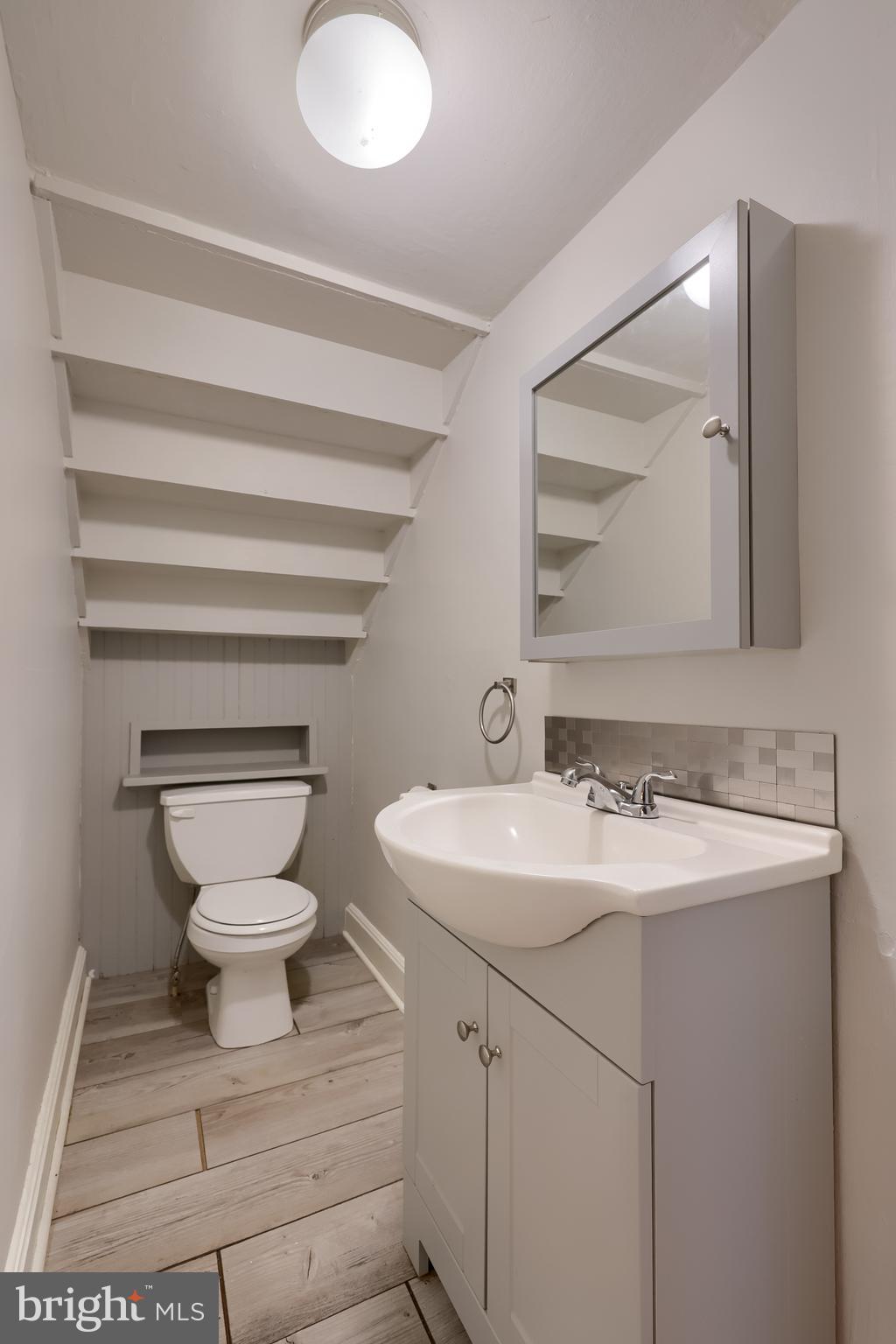 739 Village Road Lancaster, PA 17602 - Photo 19 of 49 Half Bath