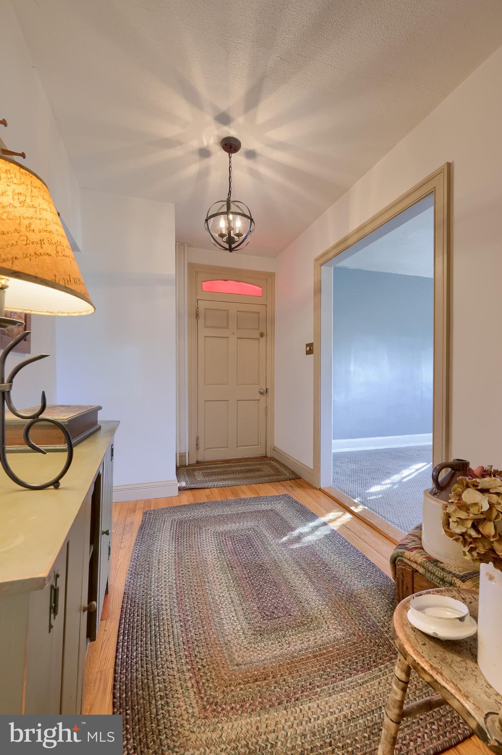 739 Village Road Lancaster, PA 17602 - Photo 3 of 49 Foyer