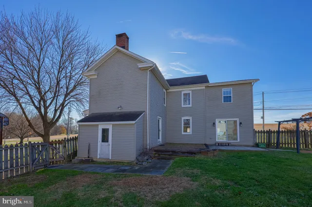 $385,000 | 739 Village Road, Lancaster, PA 17602