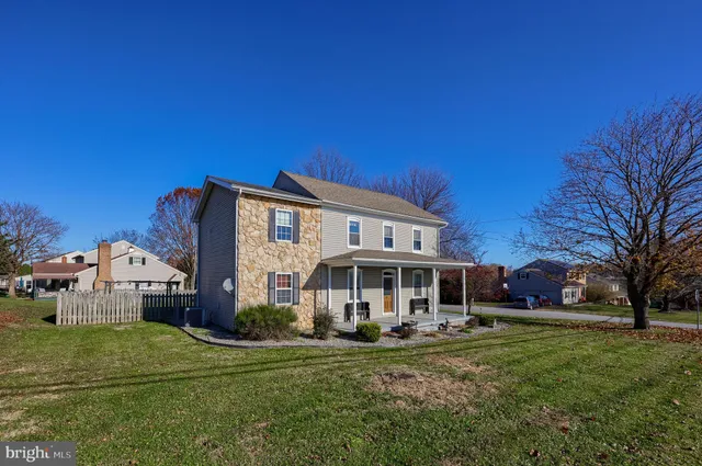$385,000 | 739 Village Road, Lancaster, PA 17602