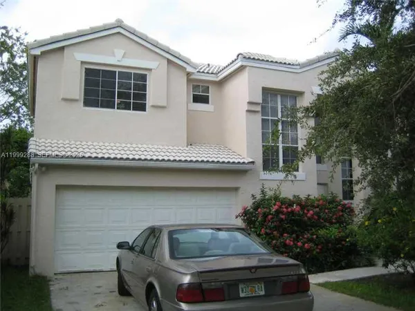 $3,800 | 9721 Southwest 155th Avenue, Miami, FL 33196
