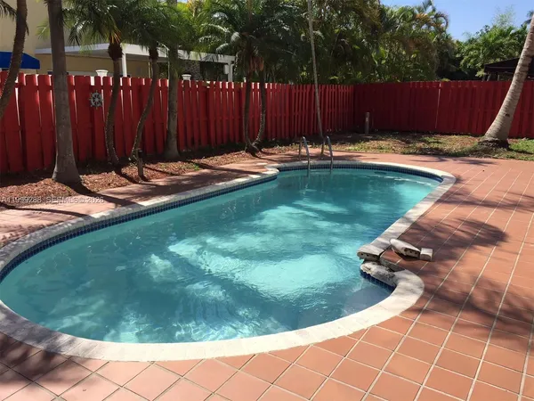 $3,800 | 9721 Southwest 155th Avenue, Miami, FL 33196