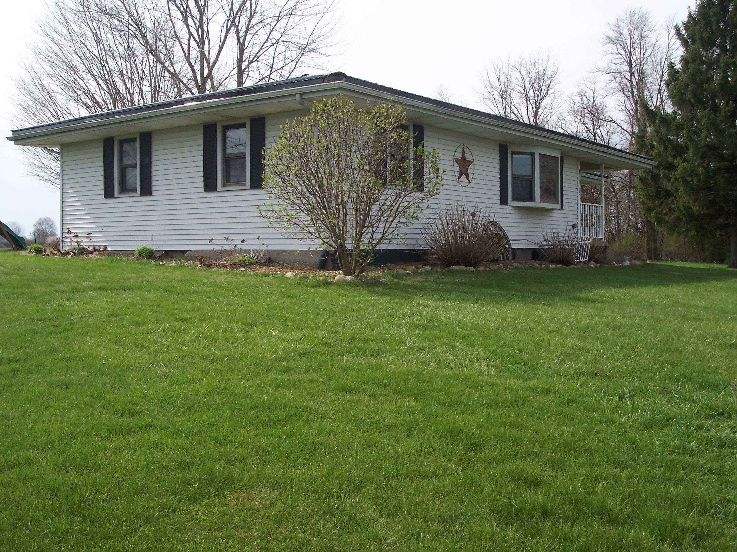 6436 South Beaver Dam Road Claypool, IN 46510 - Photo 2 of 36