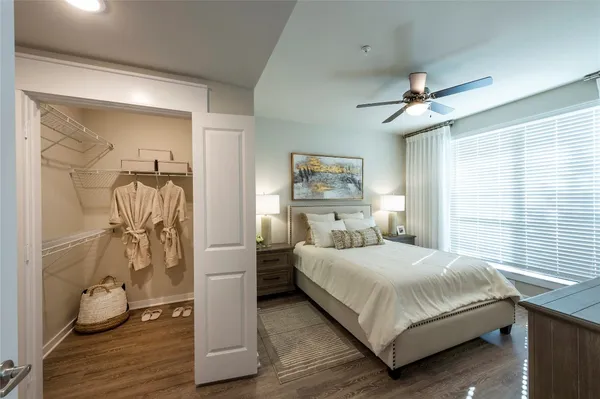 $2,495 | 15915 Kingfield Drive, Unit 2317, Houston, TX 77084
