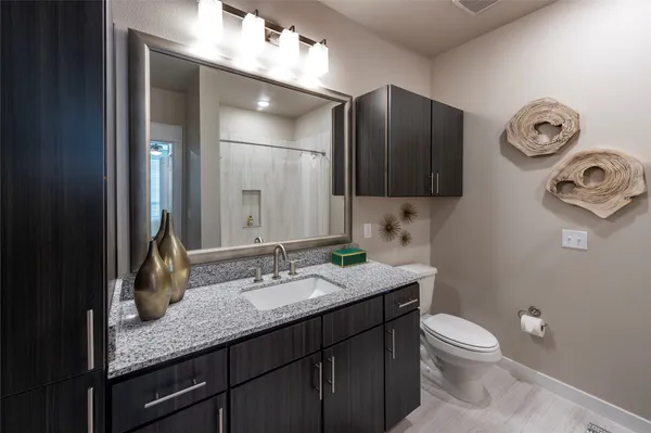 $2,195 | 15915 Kingfield Drive, Unit 2317, Houston, TX 77084