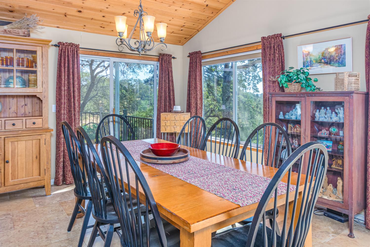 9290 Cramer Road Auburn, CA 95602 - Photo 20 of 67 a view of a dining room with furniture window and outside view