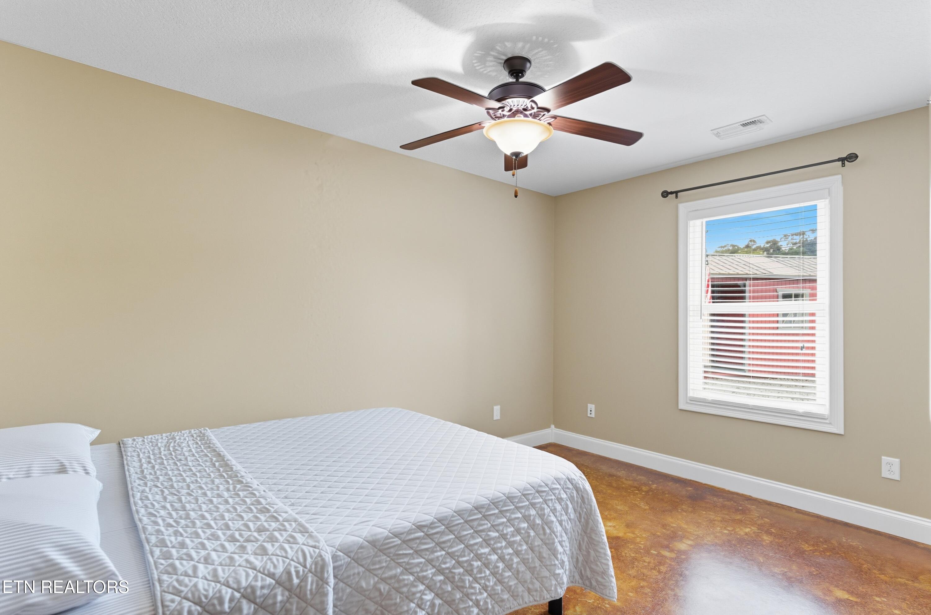 8261 Greenwell Road Knoxville, TN 37938 - Photo 39 of 55 basement bedroom #4