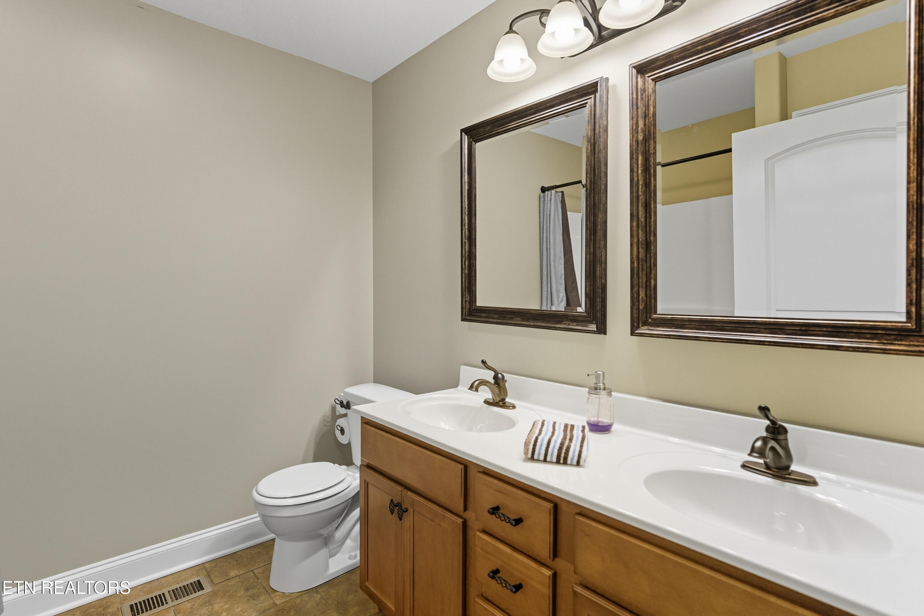 8261 Greenwell Road Knoxville, TN 37938 - Photo 10 of 55 guest bathroom #1