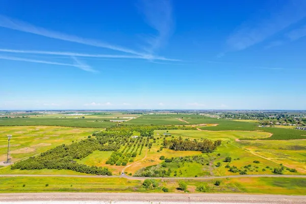 $1,360,000 | 27643 County Road 88, Winters, CA 95694
