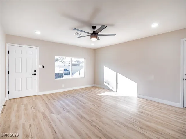 $389,900 | 1205 Stoney Beach Street, Las Vegas, NV 89110