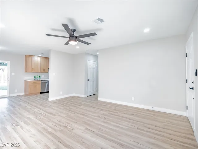 $389,900 | 1205 Stoney Beach Street, Las Vegas, NV 89110