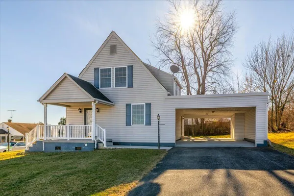 $250,000 | 112 Jackson Circle, Radford, VA 24141