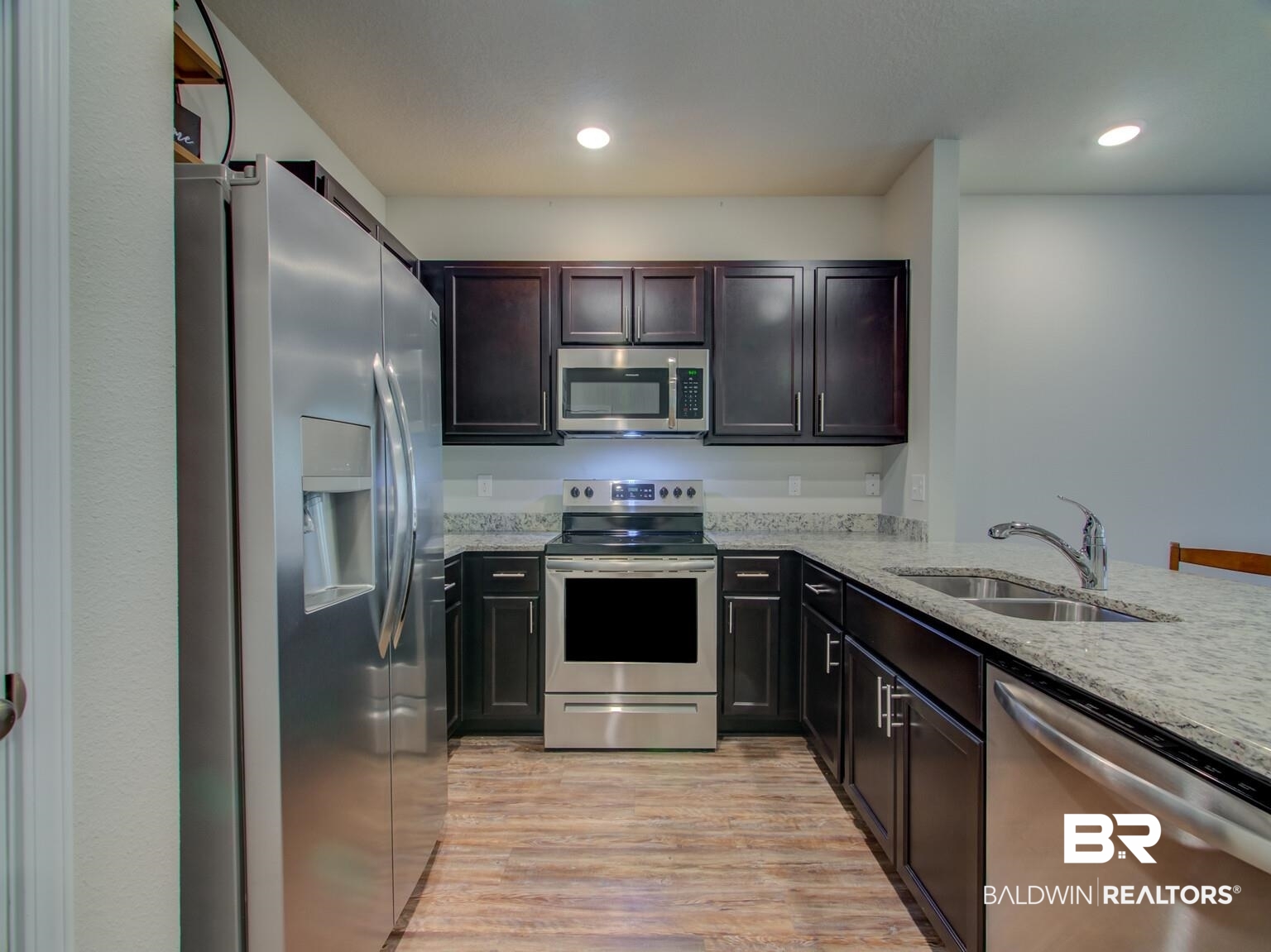 6771 Spaniel Drive Daphne, AL 36527 - Photo 7 of 41 refrigerator conveys