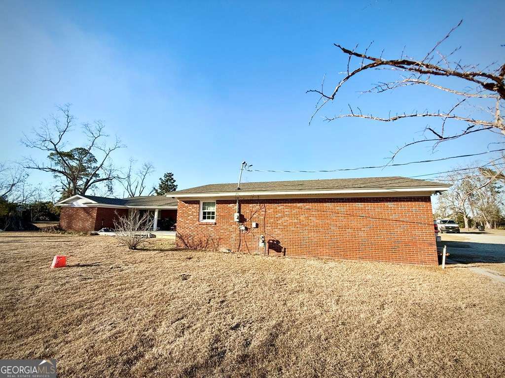 201 Burketts Ferry Road Hazlehurst, GA 31539 - Photo 5 of 52 a view of the terrace