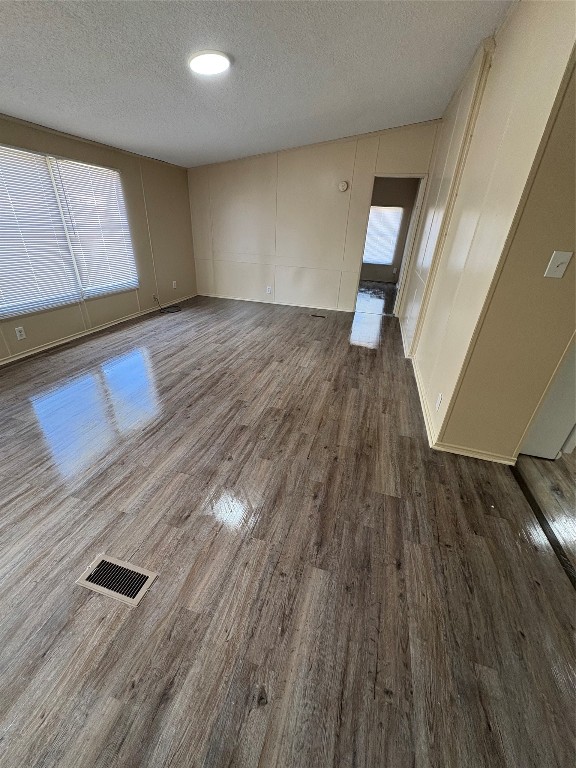 9541 Maple Ridge Drive Willis, TX 77318 - Photo 5 of 22