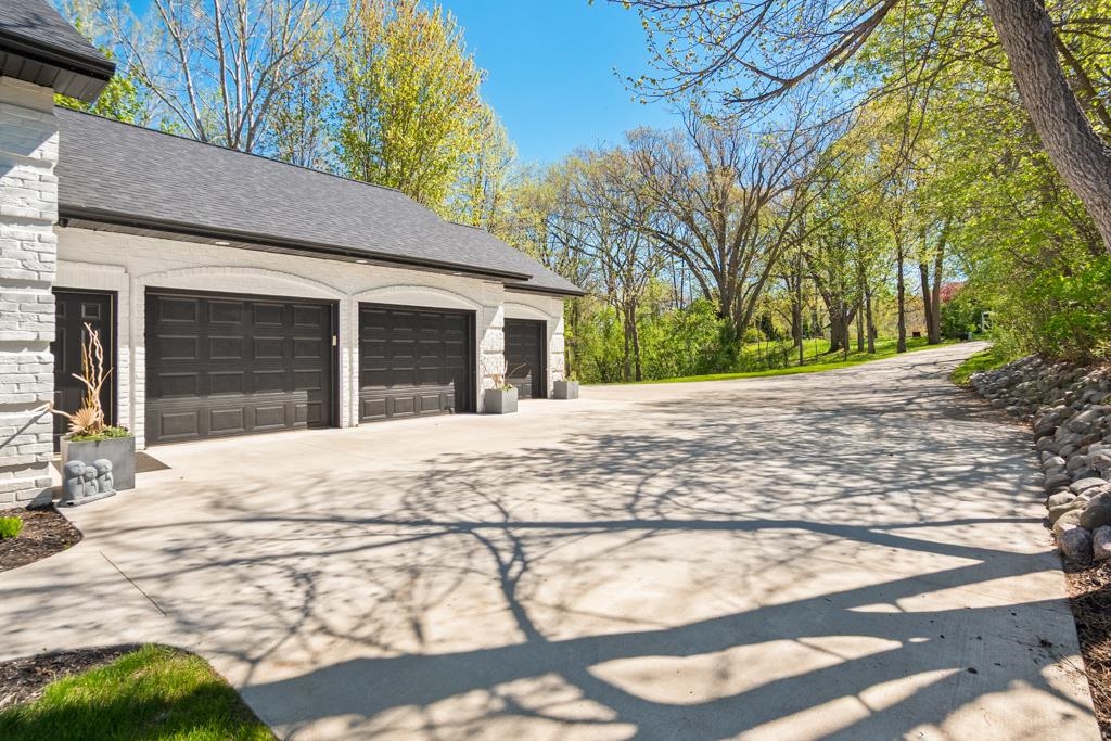 2080 Greenleaf Road De Pere, WI 54115 - Photo 57 of 76
