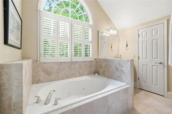 $595,000 | 67 Chestnut Knl Court, Jasper, GA 30143