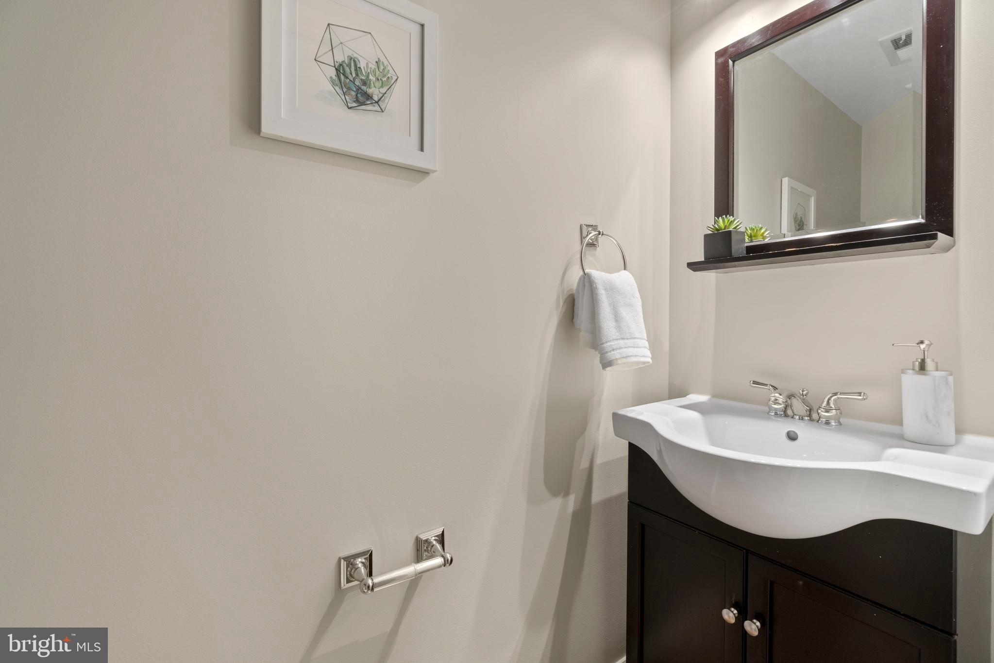 617 Jefferson Street Northwest, Unit 202 Washington, DC 20011 - Photo 20 of 22