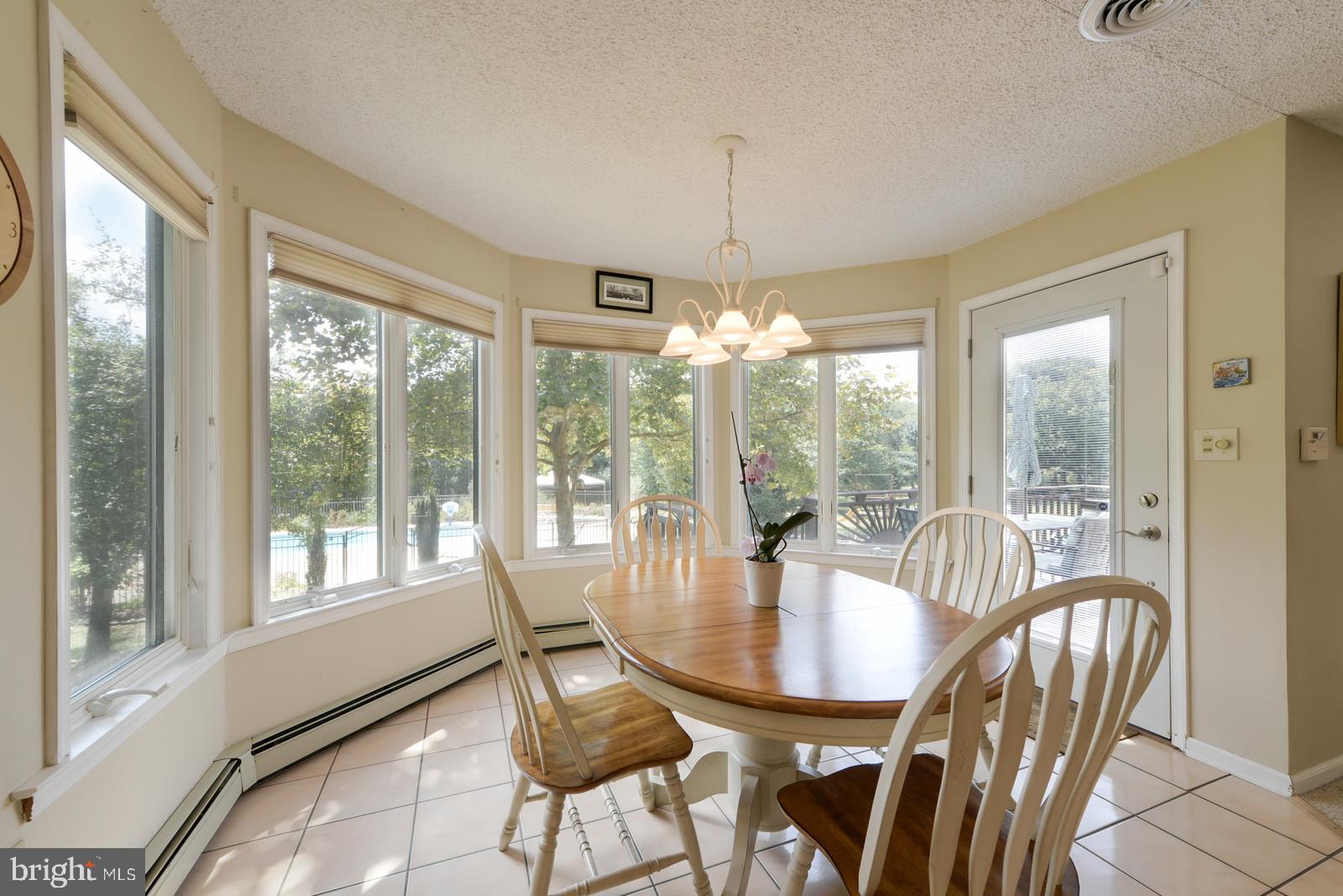 351 Sawmill Road Hamilton, NJ 08620 - Photo 12 of 32 Breakfast Nook