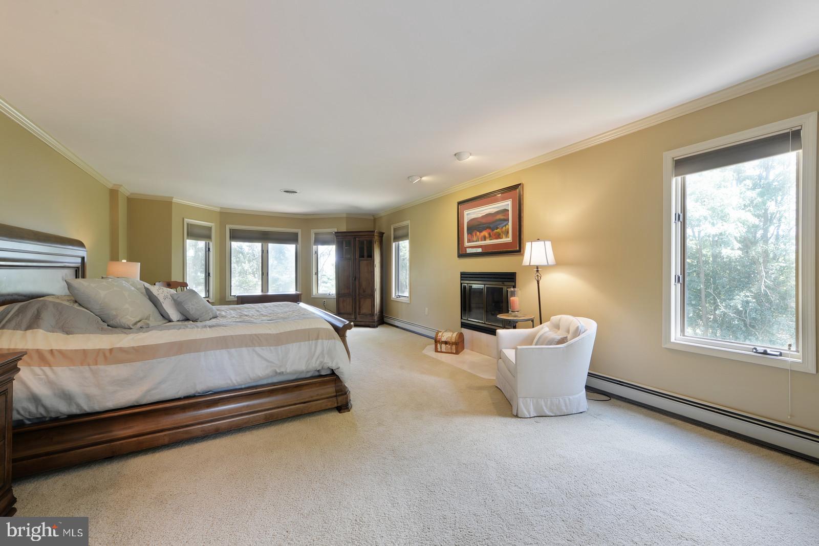 351 Sawmill Road Hamilton, NJ 08620 - Photo 18 of 32 Master Suite