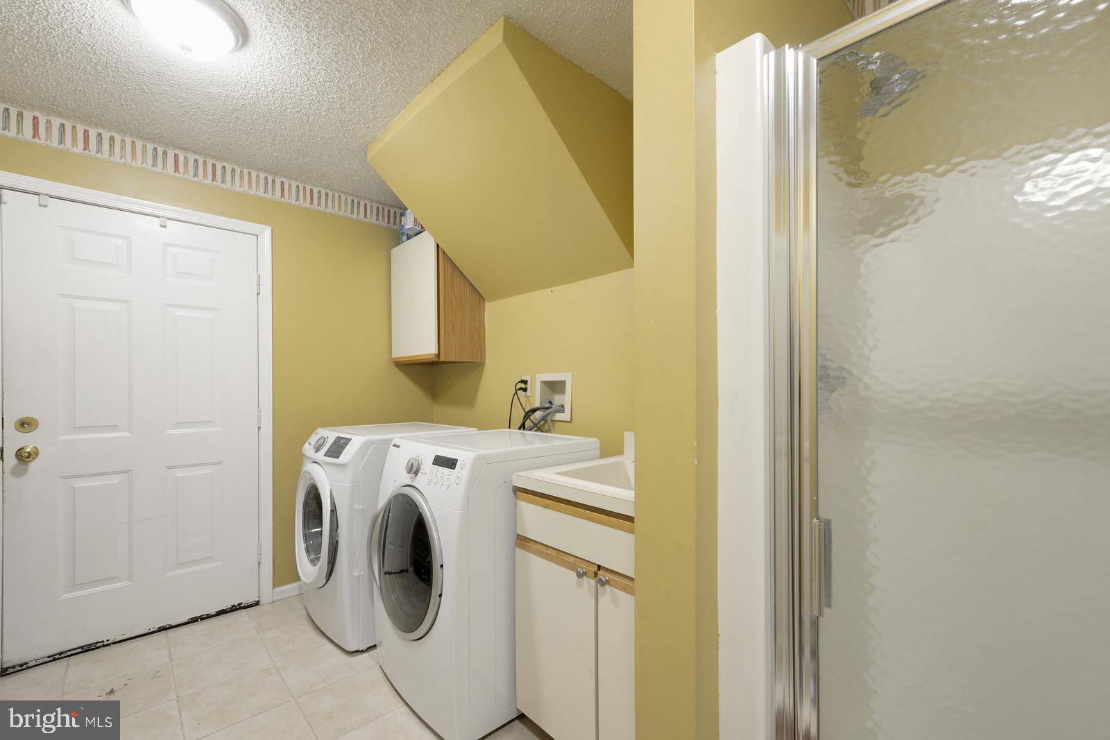 351 Sawmill Road Hamilton, NJ 08620 - Photo 26 of 32 Laundry Room- Main Floor