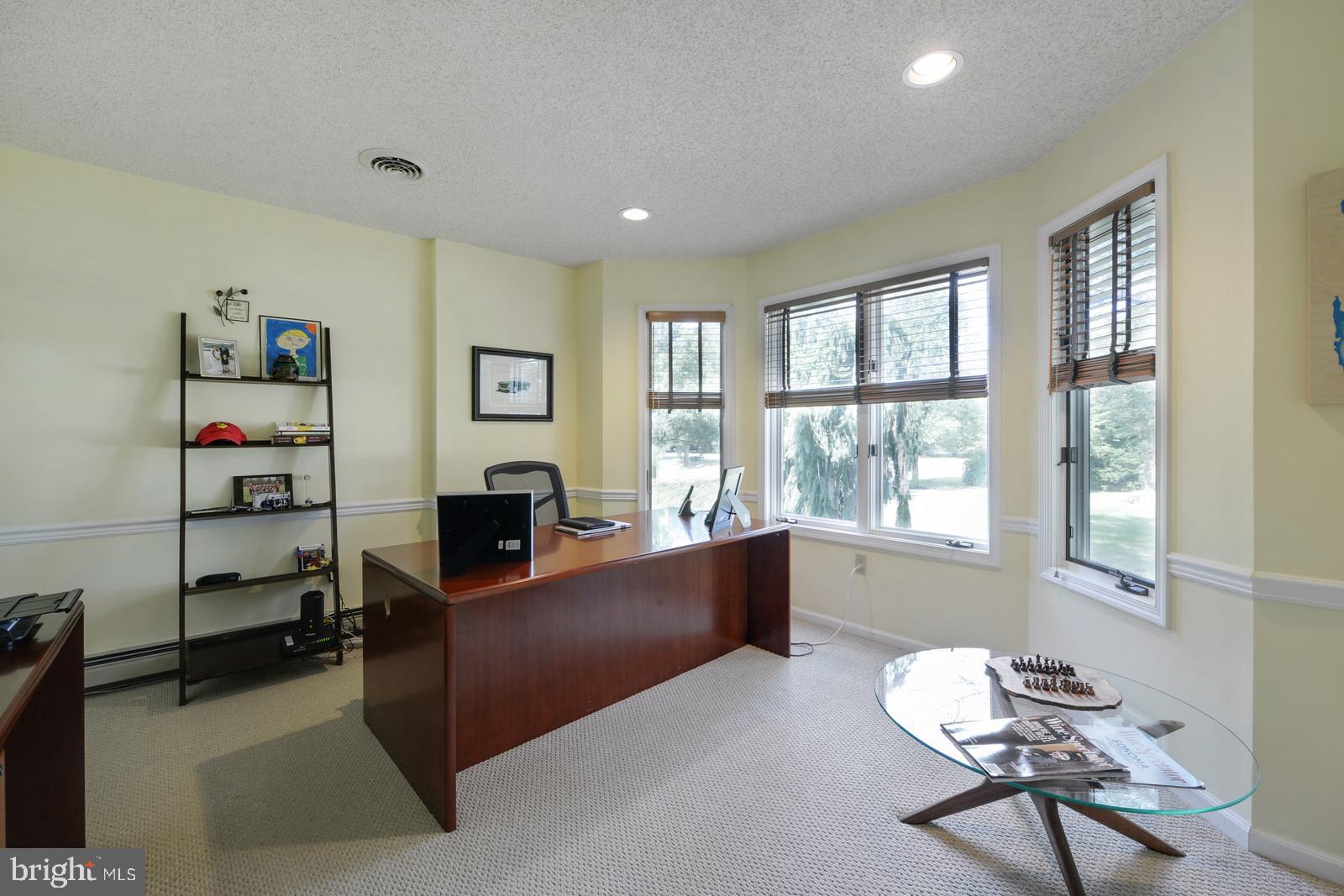 351 Sawmill Road Hamilton, NJ 08620 - Photo 5 of 32 Office