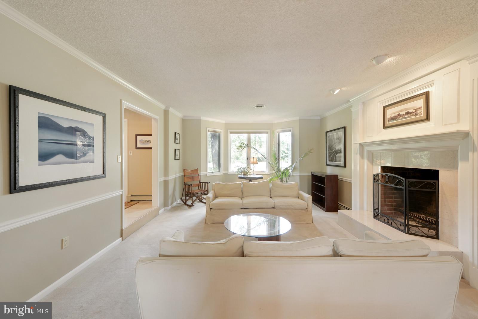 351 Sawmill Road Hamilton, NJ 08620 - Photo 8 of 32 Formal Living Room