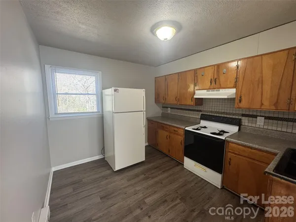 $850 | 337 Laurel Street, Hudson, NC 28638