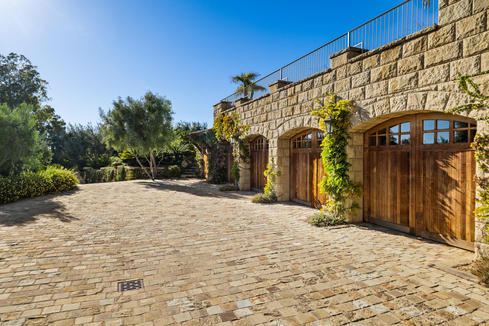 0 Cresta Avenue Santa Barbara, CA 93110 - Photo 17 of 17 a front view of a building