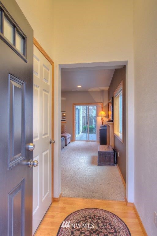 18876 108th Lane Southeast Renton, WA 98055 - Photo 2 of 16 Gallery Image 2