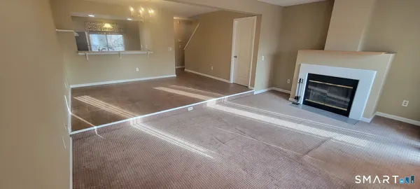 $2,650 | 166 Old Brookfield Road, Unit 314, Danbury, CT 06811