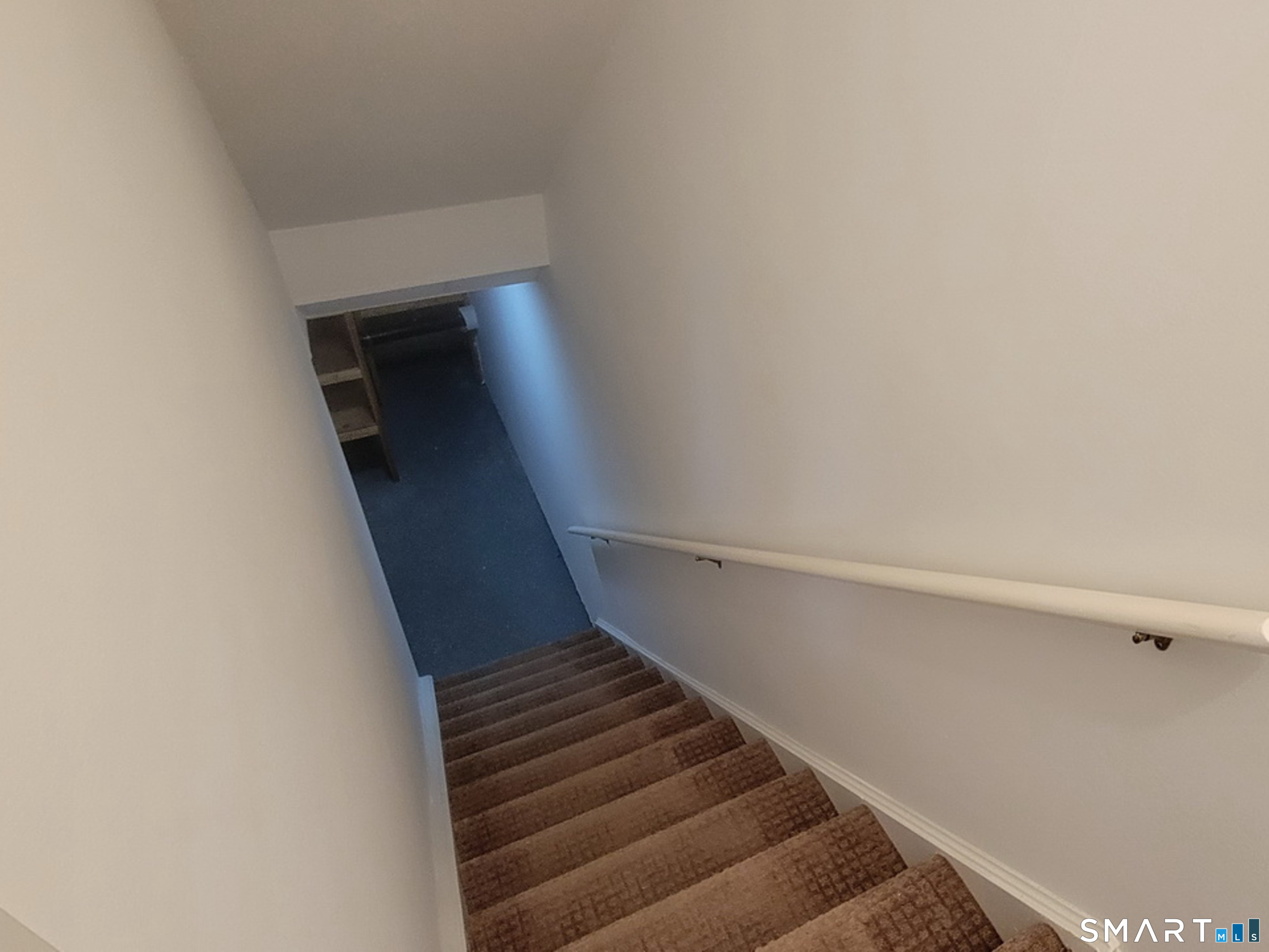 166 Old Brookfield Road, Unit 314 Danbury, CT 06811 - Photo 32 of 37 a view of entryway